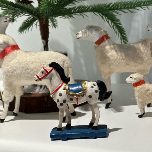 Antique Small Horse - Picture 1 of 15